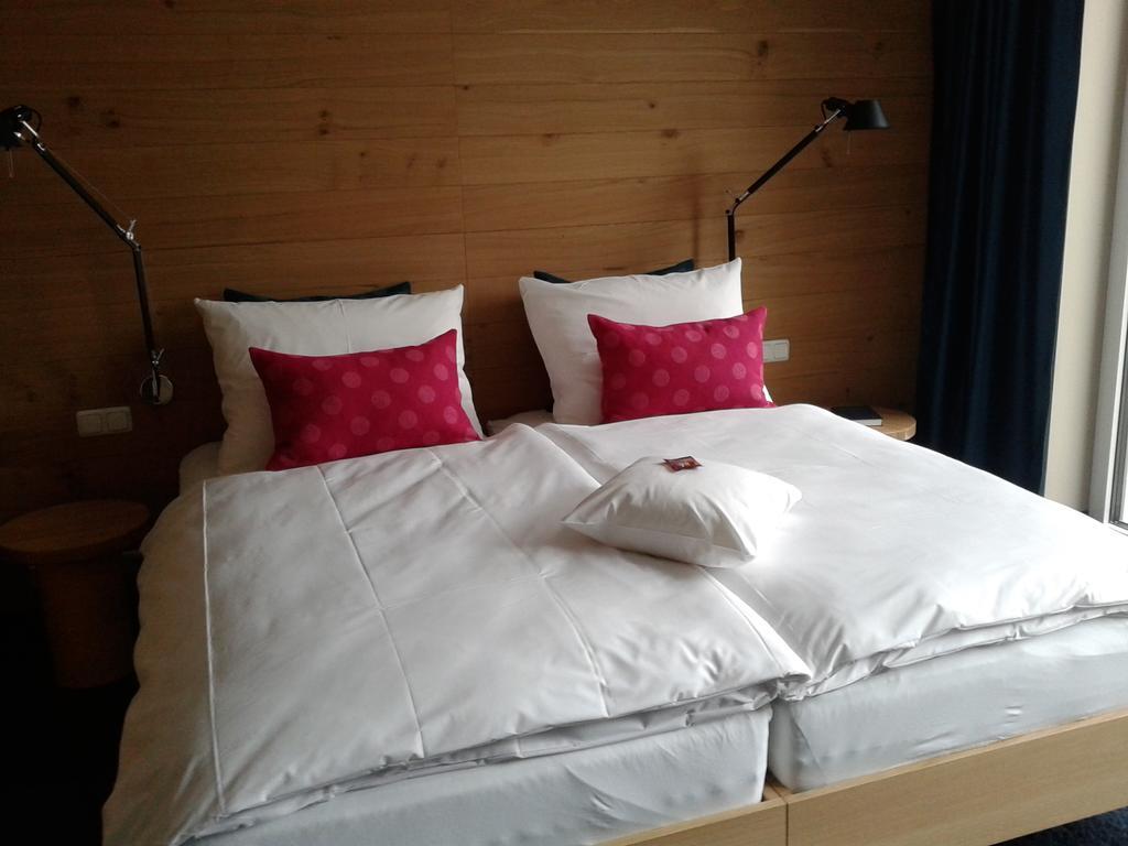 Claudius Hotel Bochum Esterno foto